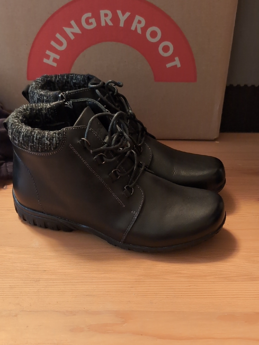 9.5 WIDE Propet Delaney Black Leather Boot